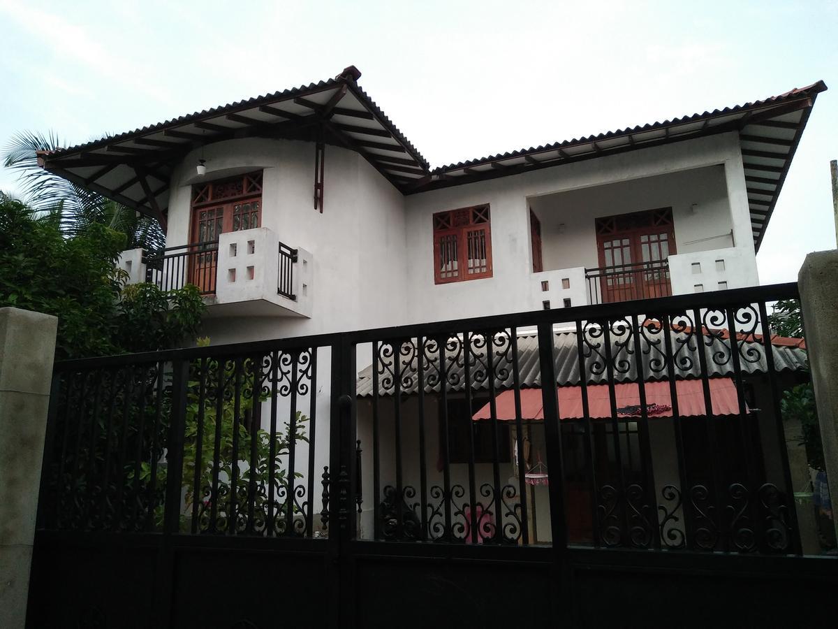 Villa Hilltop By Yehansa With Unlimited Fiber Wifi Hikkaduwa Eksteriør bilde